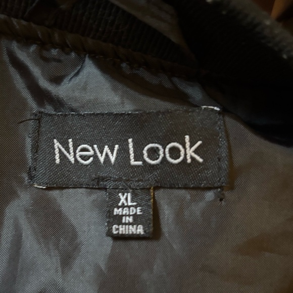 New Look Army Green Camouflage Ruched Sleeve Zip Up Bomber Jacket Size XL - Picture 7 of 9